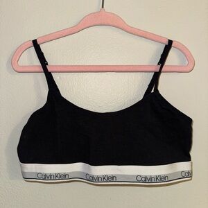 NWOT, Calvin Klein, girls training bra, size large 10/12
